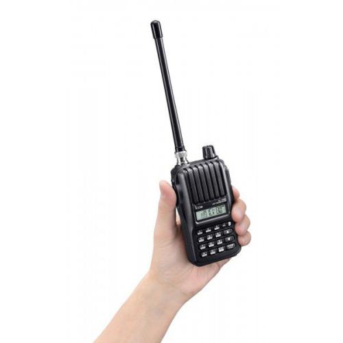 Radio Icom V80